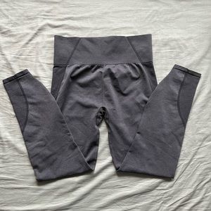 NWT seamless sports leggings in drymove